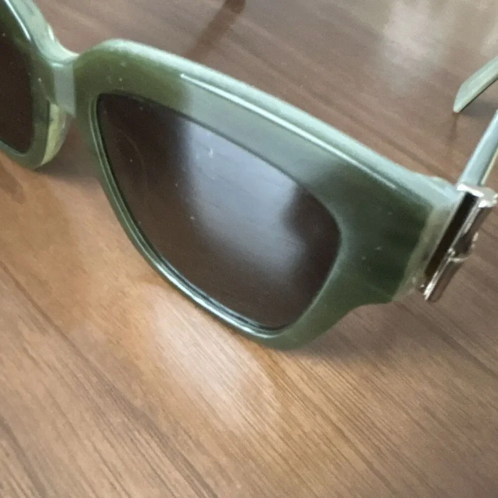 Longchamp LO745S  Size 53-17 with case green Lens with prescription pre owned